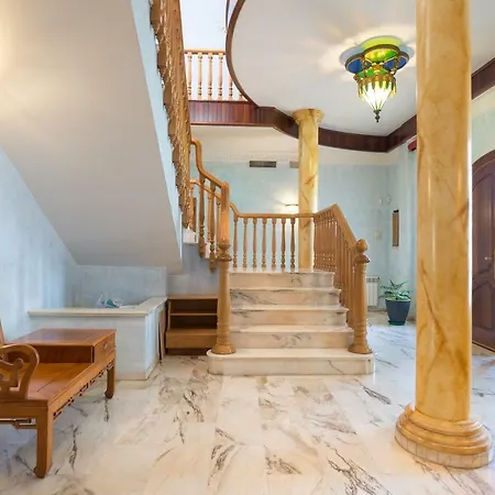 Malagasuite Fancy House Mijas