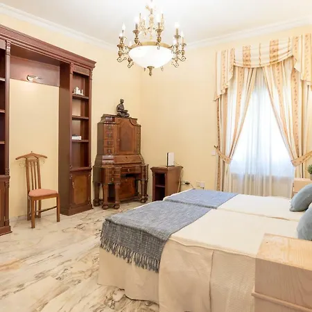 Apartment Malagasuite Fancy House *