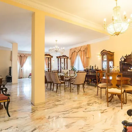 Malagasuite Fancy House * Mijas