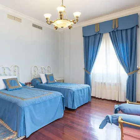Malagasuite Fancy House