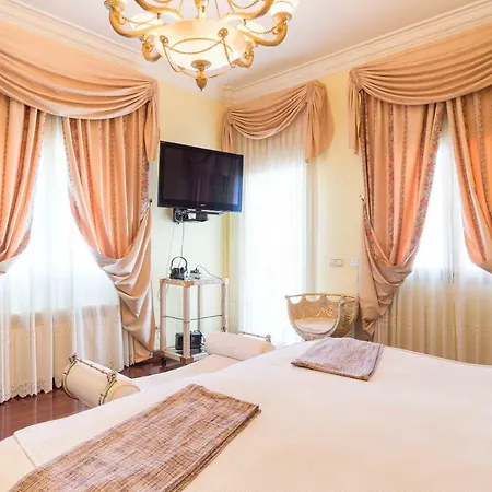 Malagasuite Fancy House