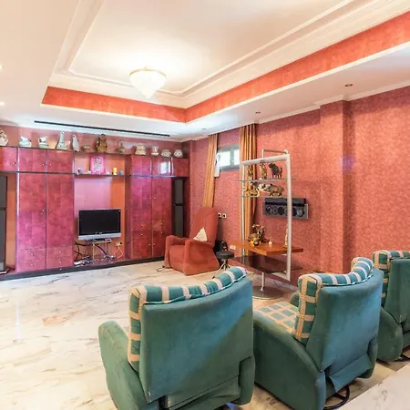 Malagasuite Fancy House *