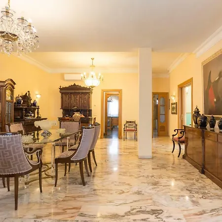 Malagasuite Fancy House * Mijas
